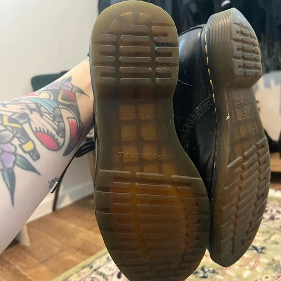 Dr Martens 1460 boots - Picture 4 of 5